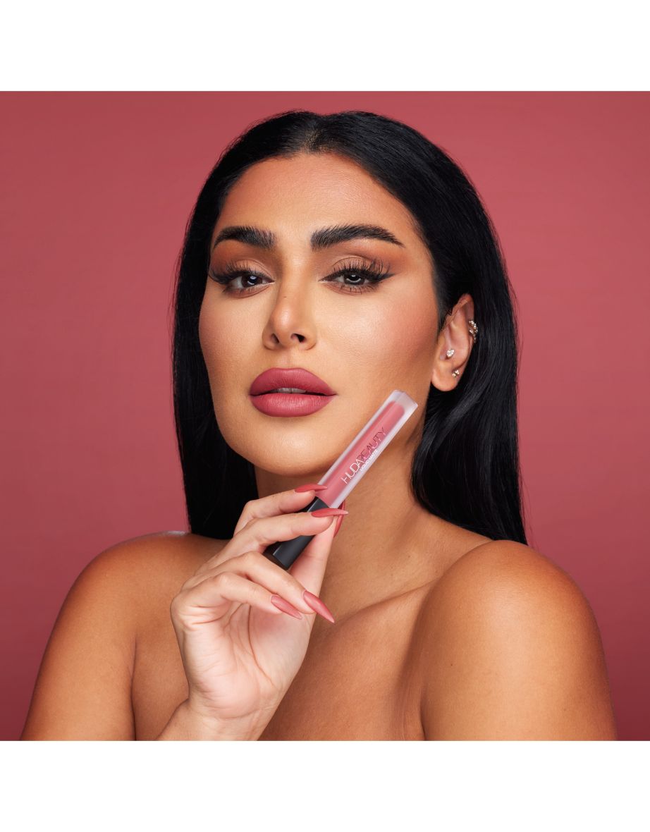 Huda Beauty Liquid Matte Transfer-Proof Lipstick - Bombshell