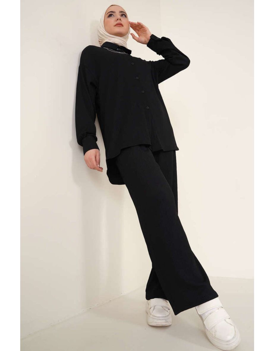 Two-Piece Set - Black - Relaxed fit