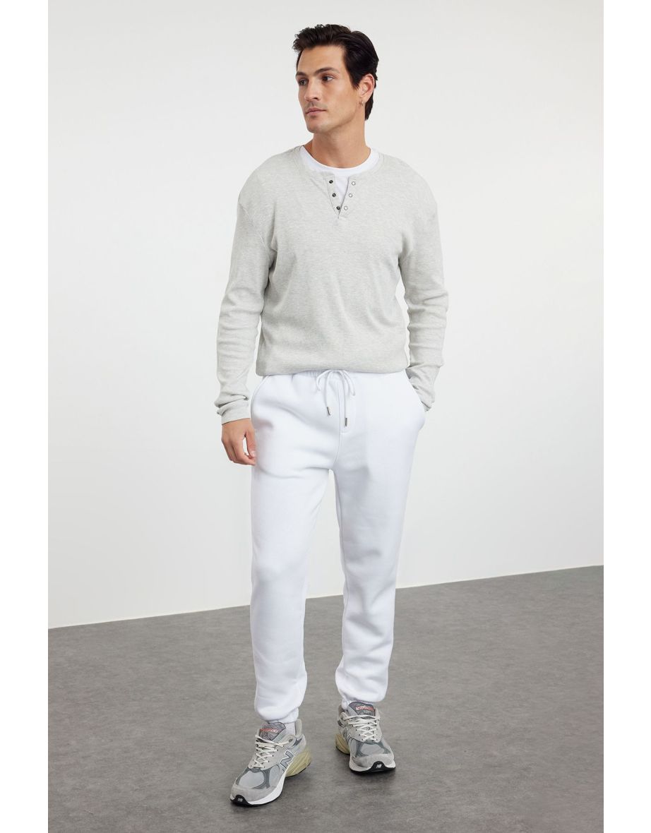 White Regular Cut Sweatpants with Elastic Lace-up and Fleece Inside