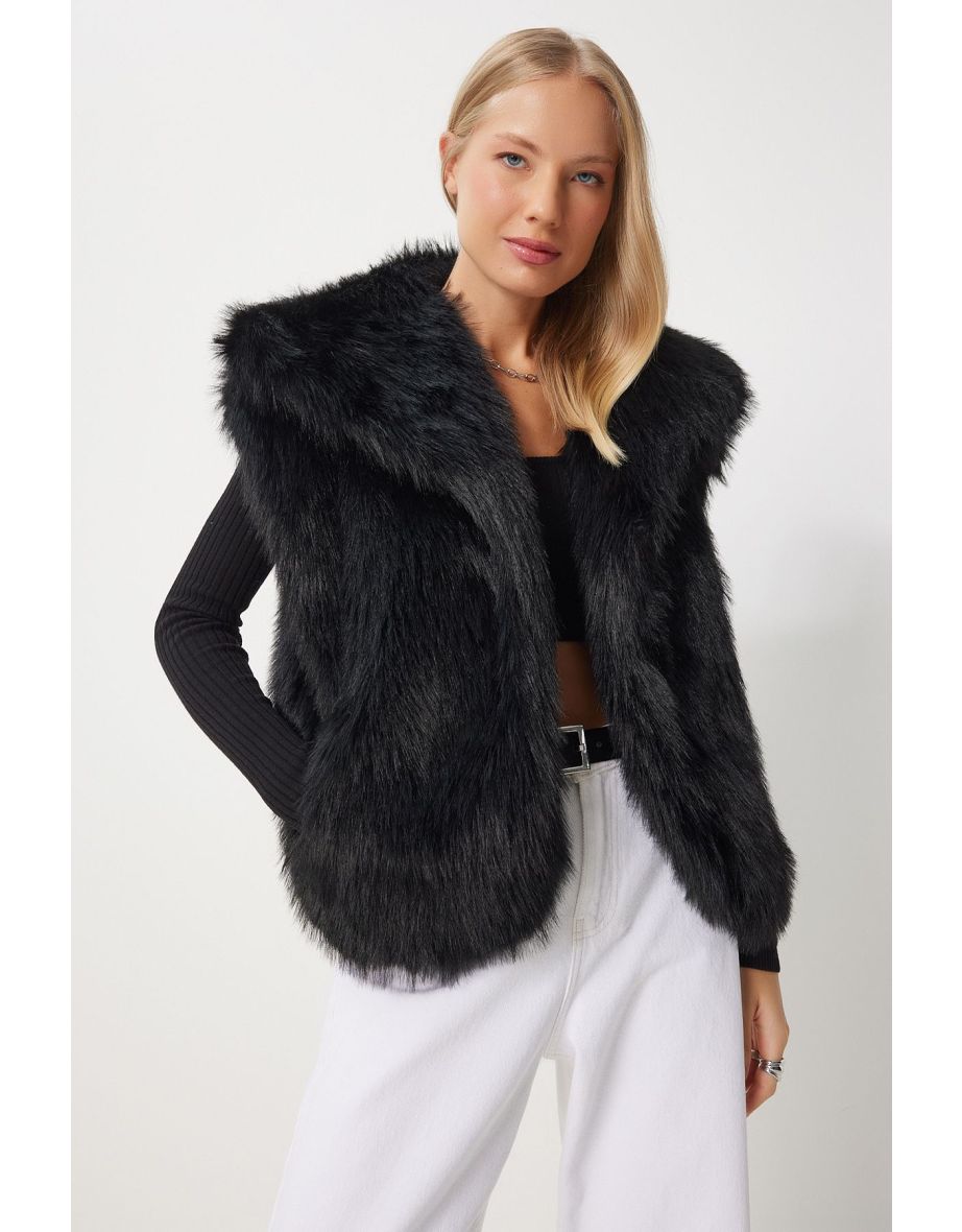 Women's Black Faux Fur Vest