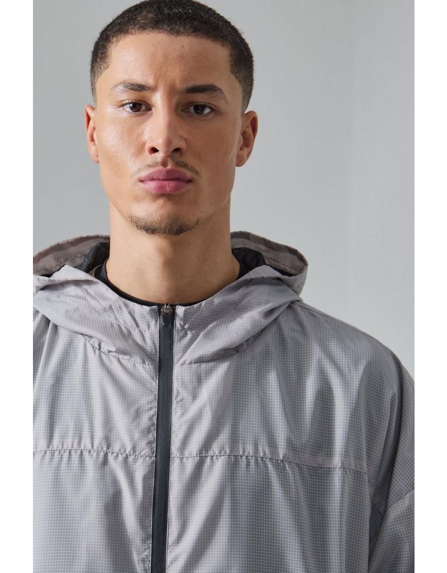Man Active Mesh Lined Windbreaker - black - 2