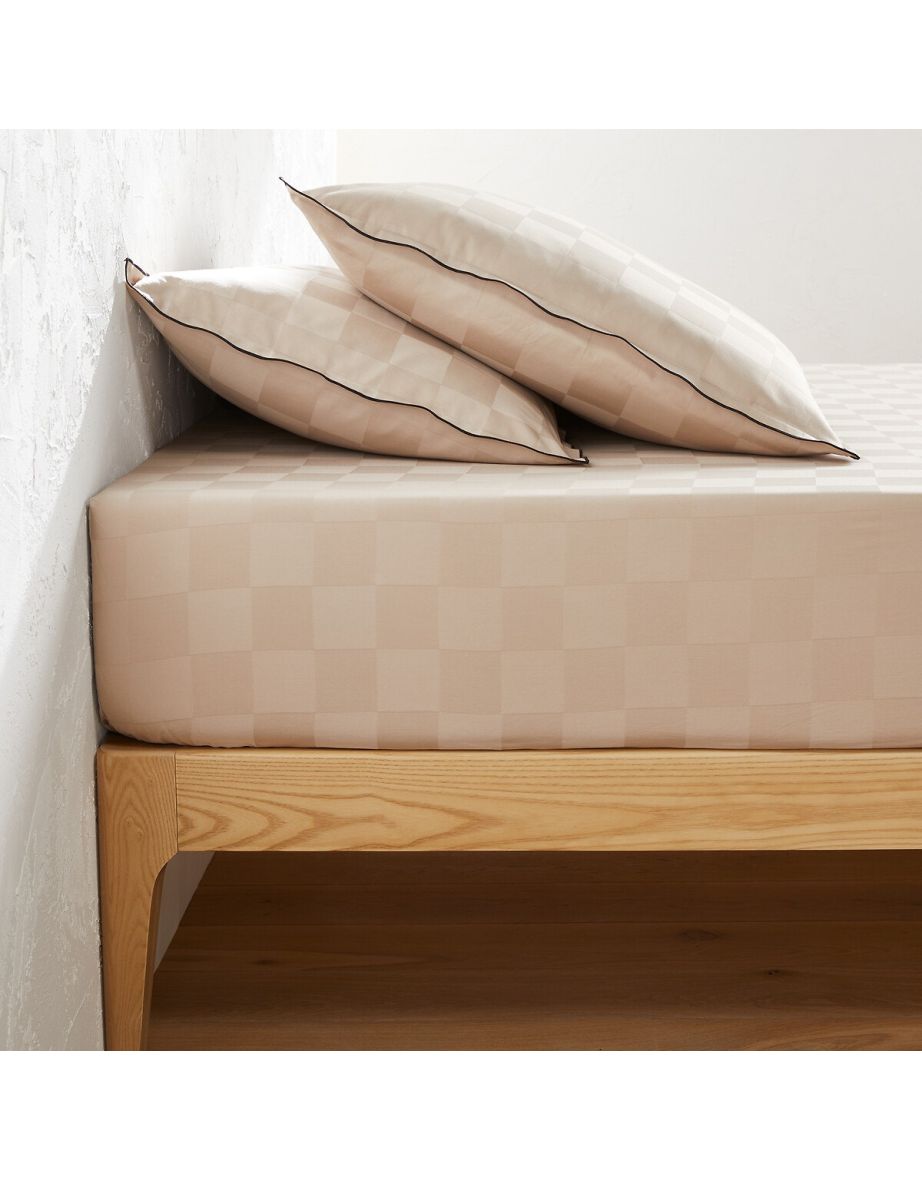 Victor Checkerboard 100% Washed Cotton Satin 300 Thread Count Fitted Sheet