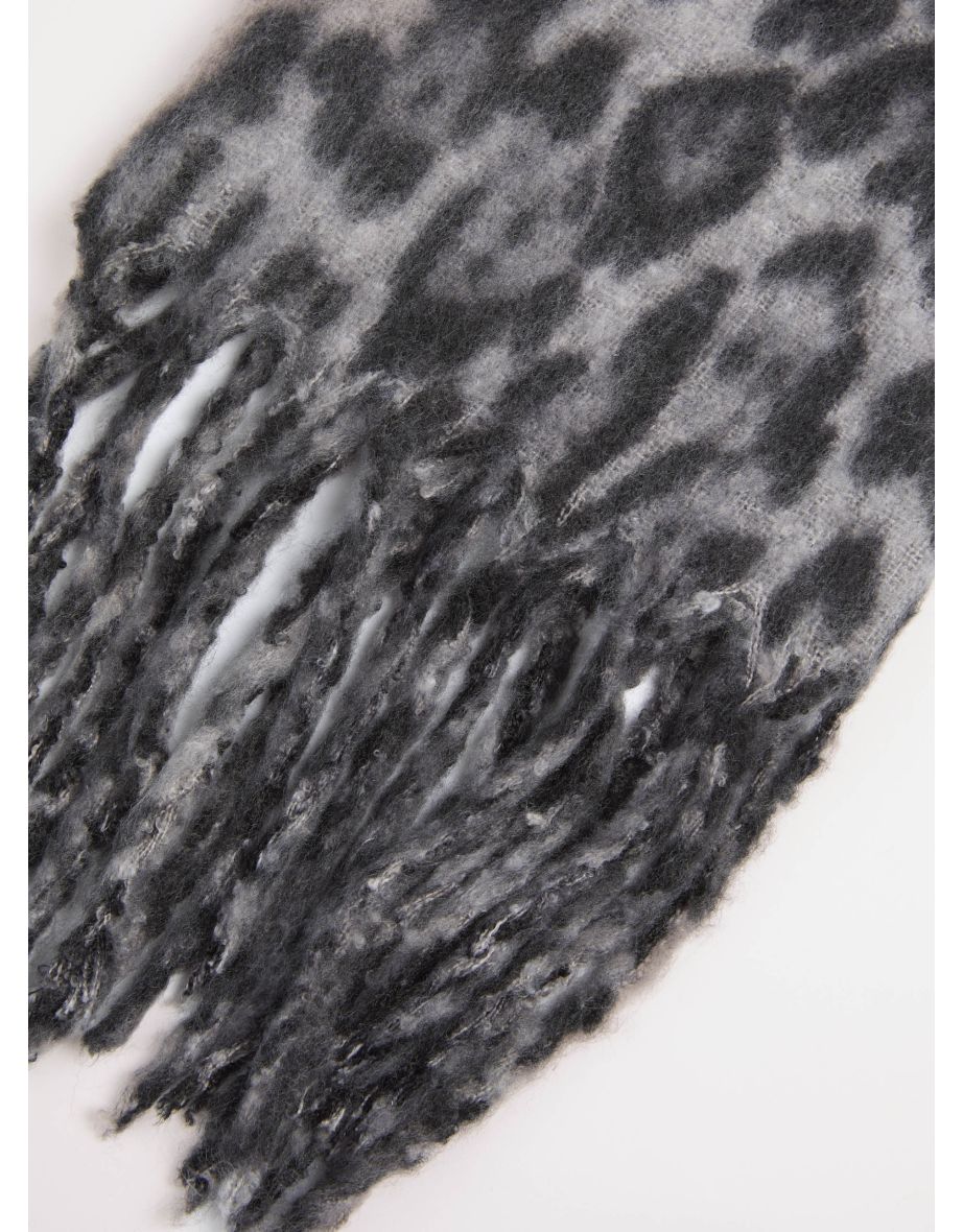 Leopard Print Scarf - 3