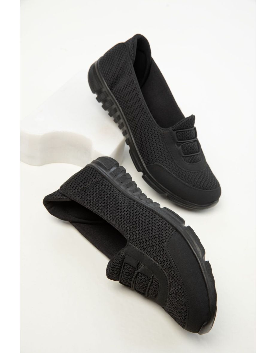 Women's Black-Black Sneakers - 4