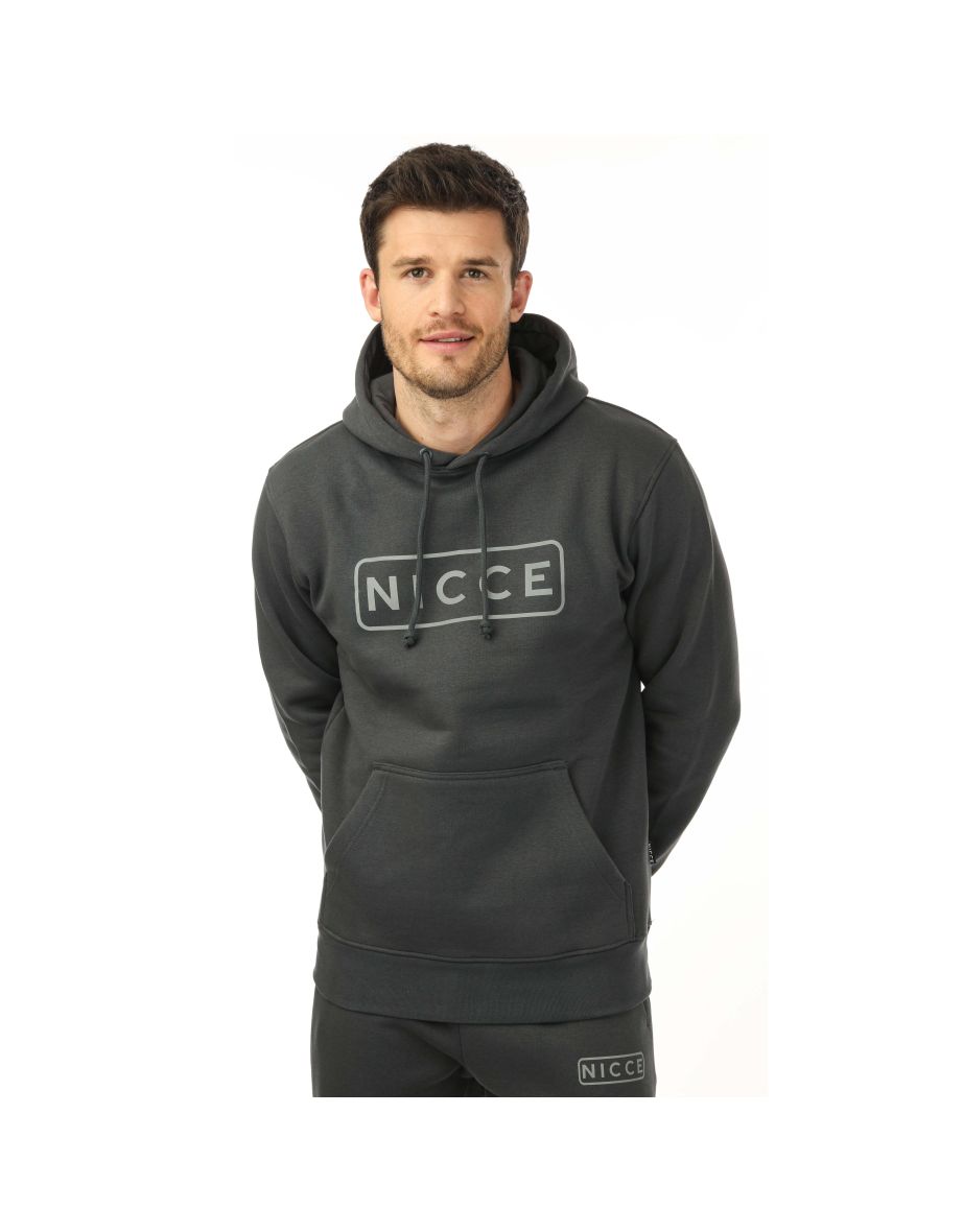 Nicce reflective outlet