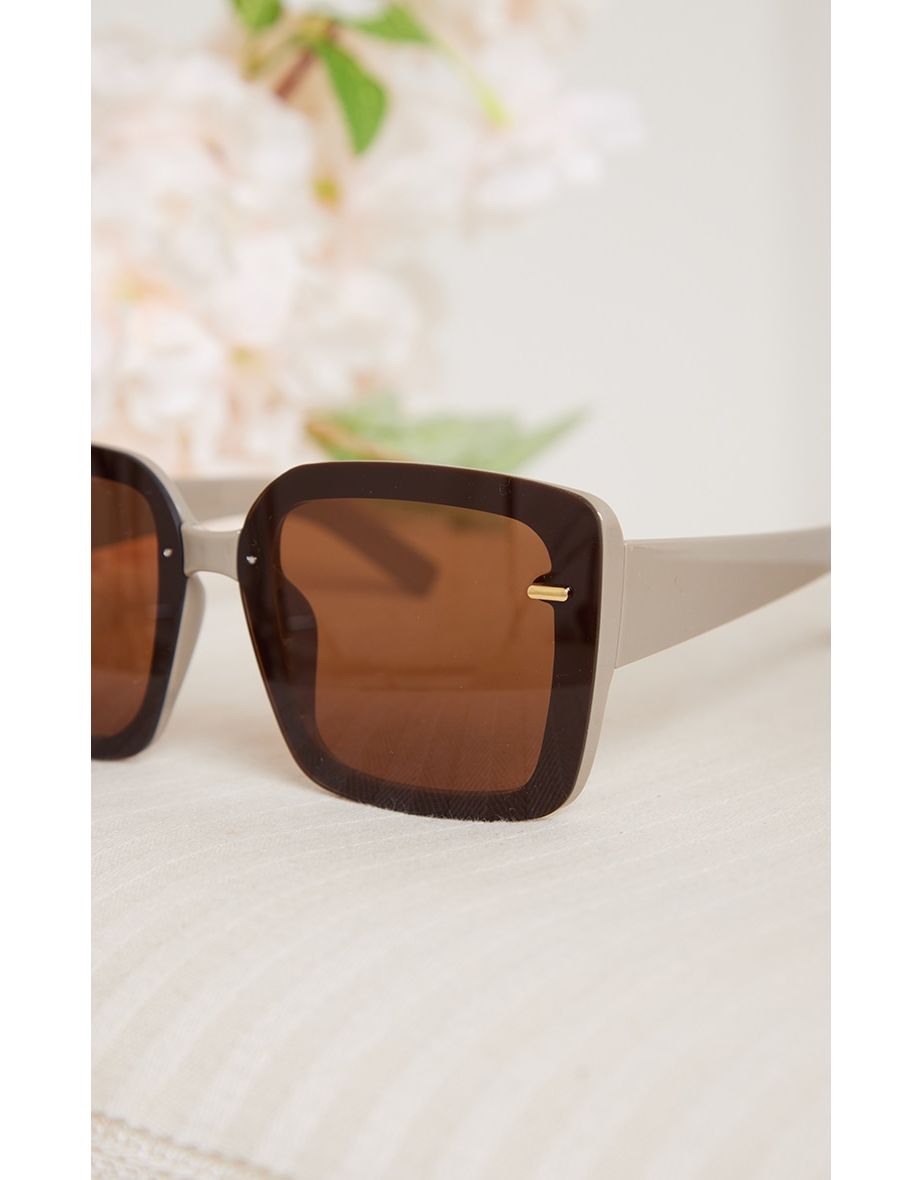 نظارات شمسية بريتي ليتل ثينق باللون البيج - 2