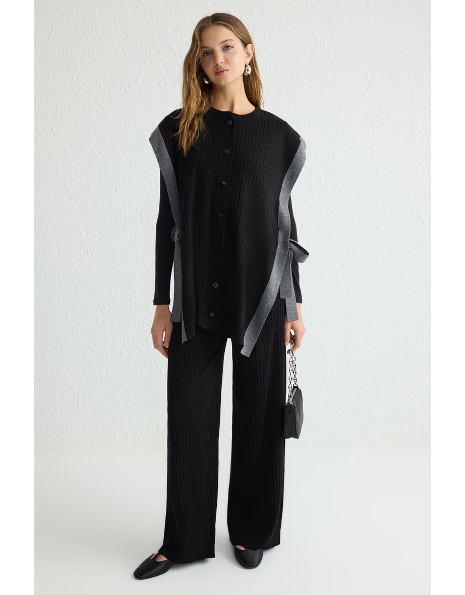 Black Color Block Slit Detailed Vest-Pants Knitwear Bottom-Top Set