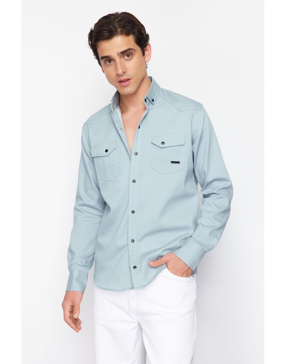 Men Mint Regular Fit Denim Jeans Shirt with Snap Fasteners
