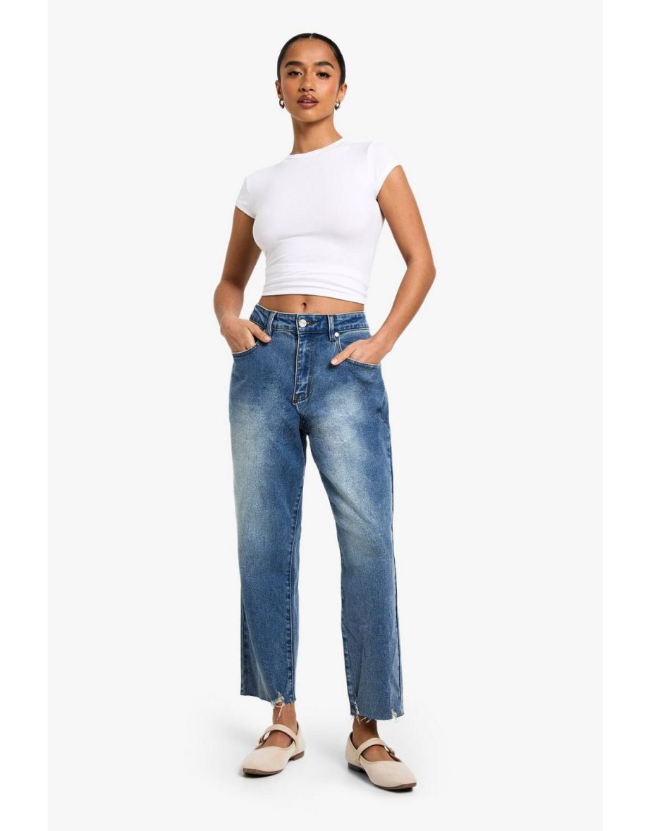 The Petite Mom Jean - vintage wash
