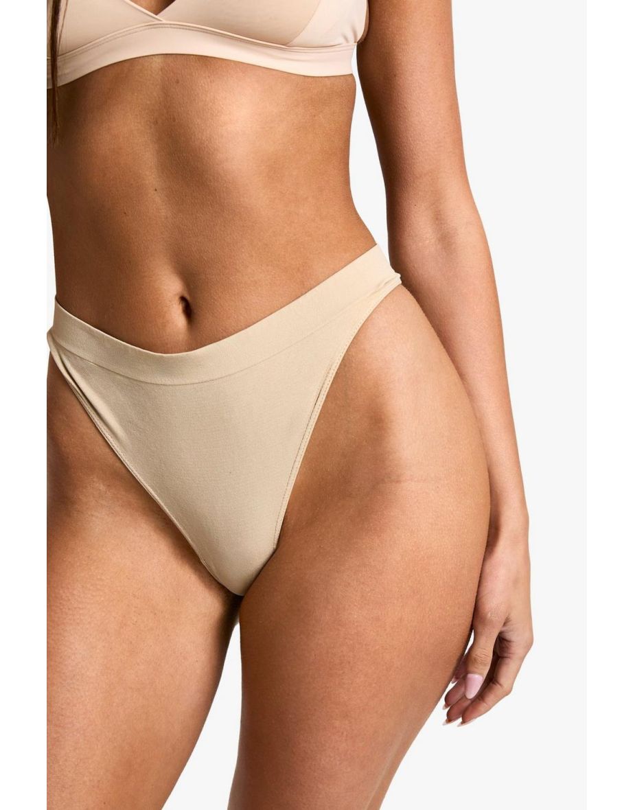 Seamfree Thong - 2