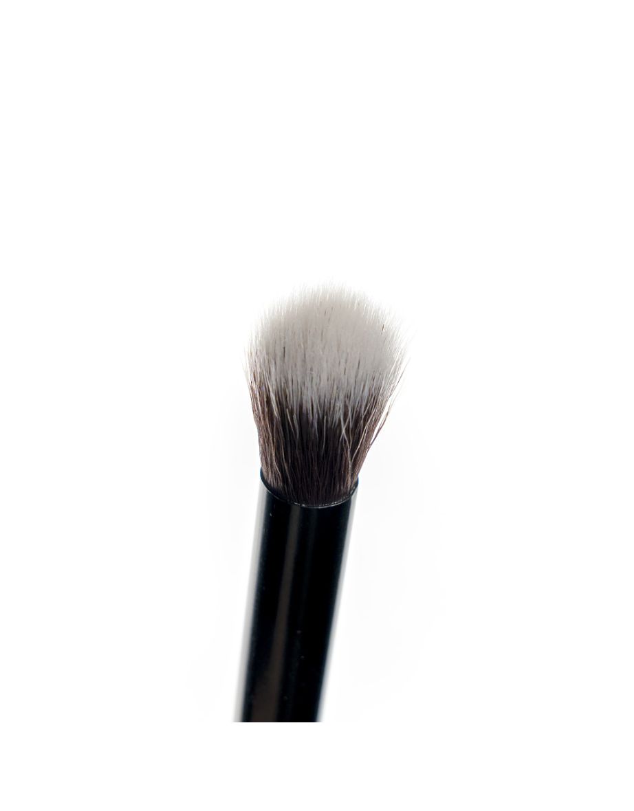 Brushworks No. 14 Fluffy Blending Eye Brush - 3