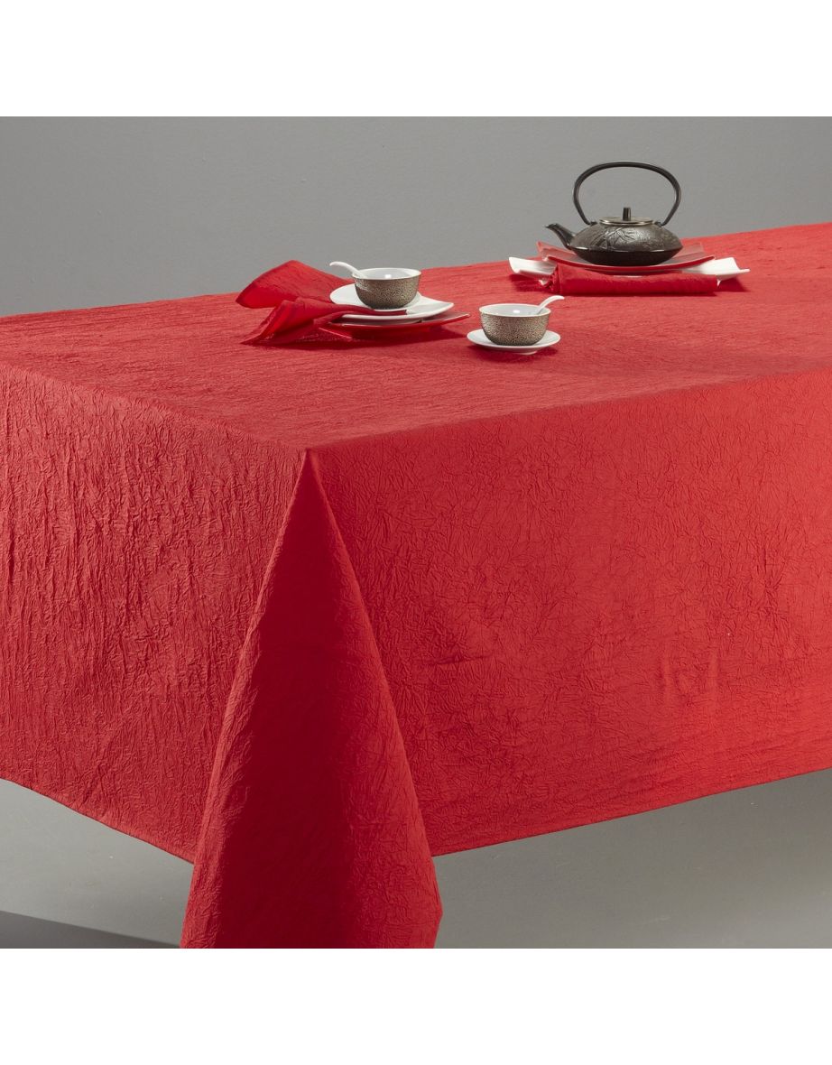 Ceryas Crinkled Polyester Red Tablecloth.