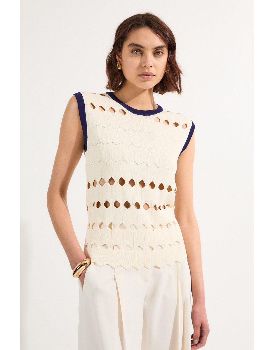 Diamond Cut Knit Vest