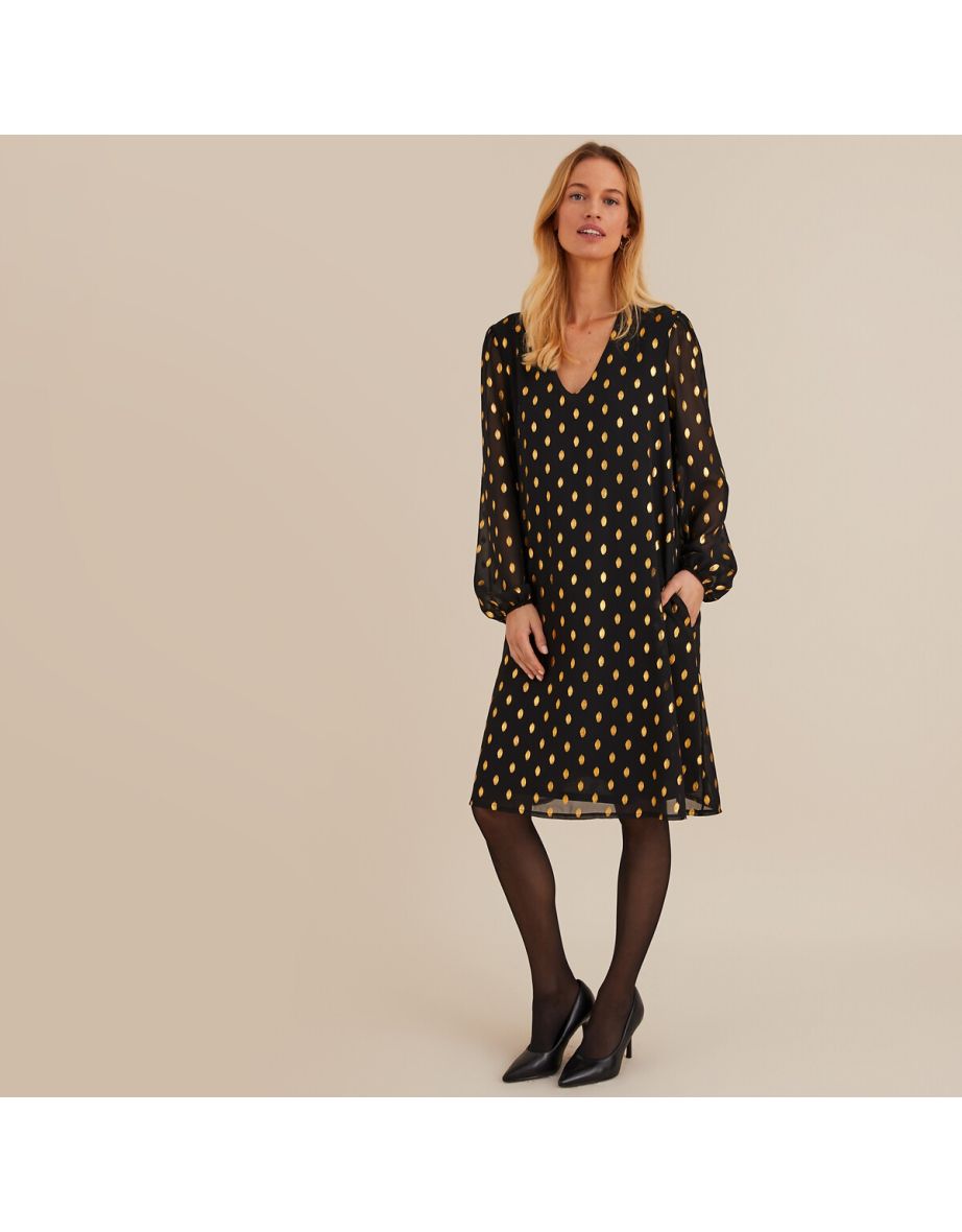 Full Mid-Length Dress with Long Sleeves