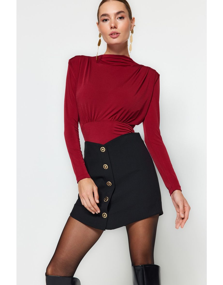 Claret Red Plunger Collar Detailed Body