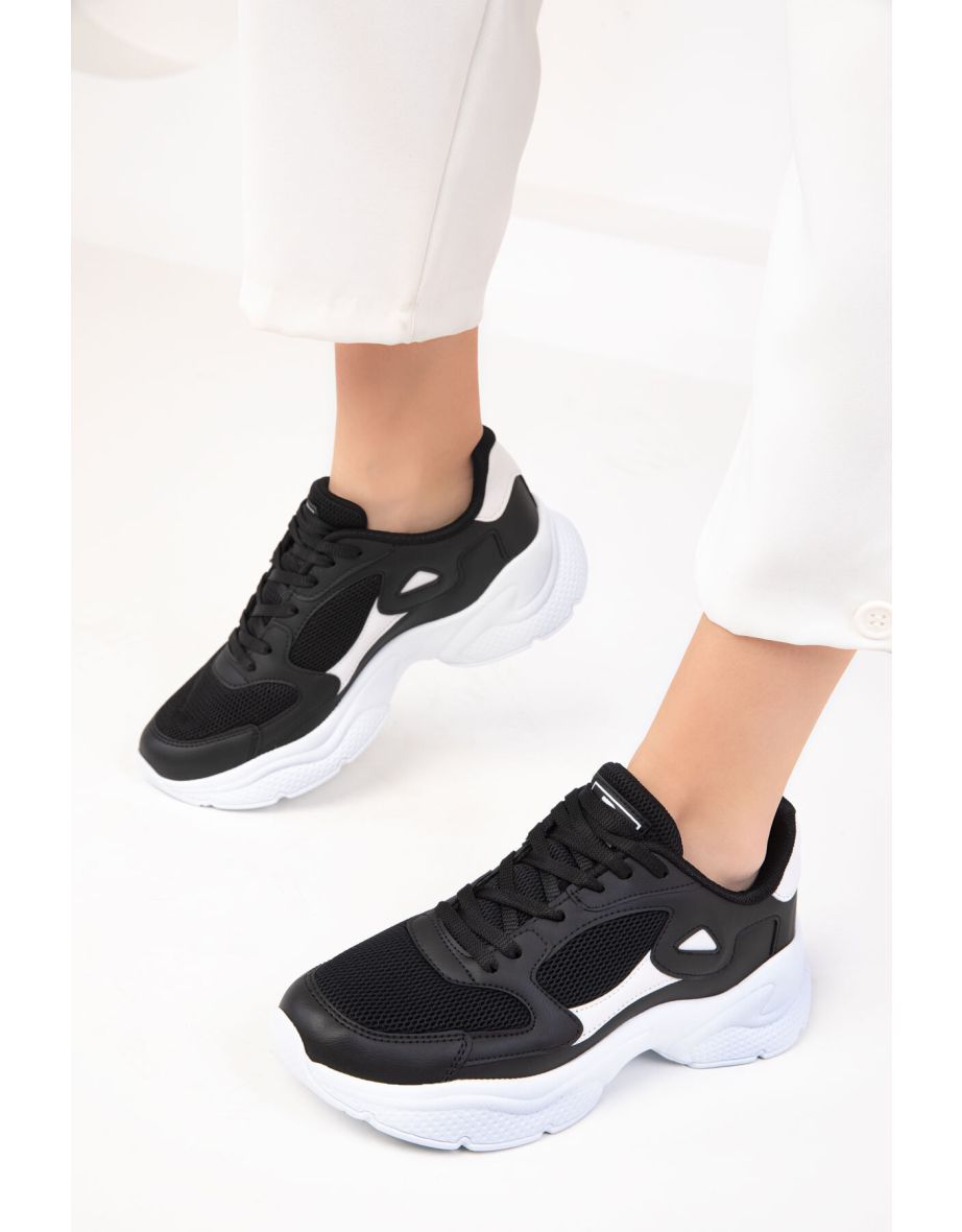 Black and White Women's Sneaker 18147
