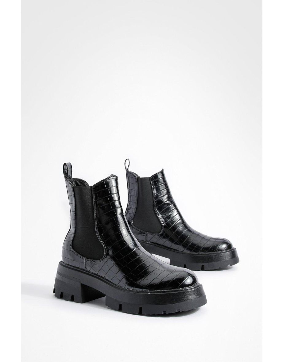 Cleated Sole Chunky Chelsea Boots - black