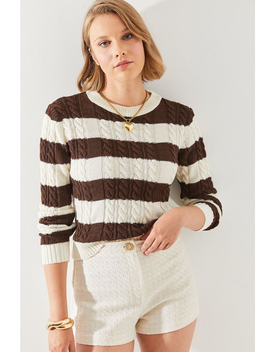 Women's Striped Crew Neck Sweater - 5