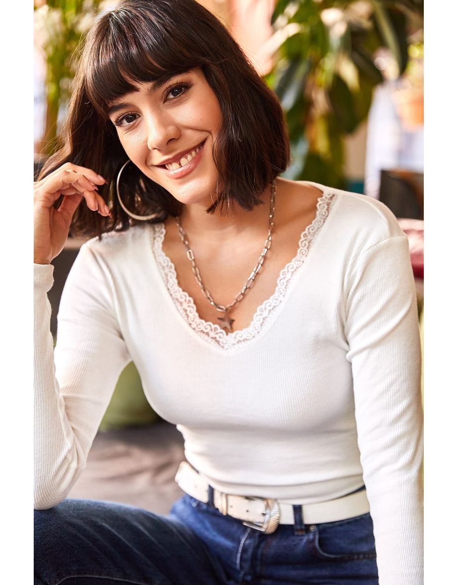 Blouse - Ecru - Fitted
