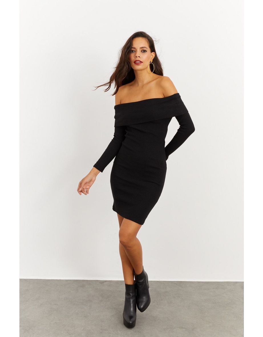 Women's Black Madonna Collar Camisole Dress