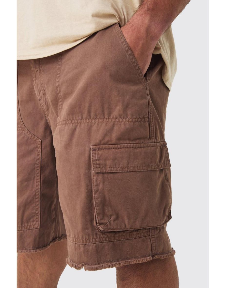 Plus Fixed Waist Raw Hem Relaxed Cargo Shorts - chocolate - 2