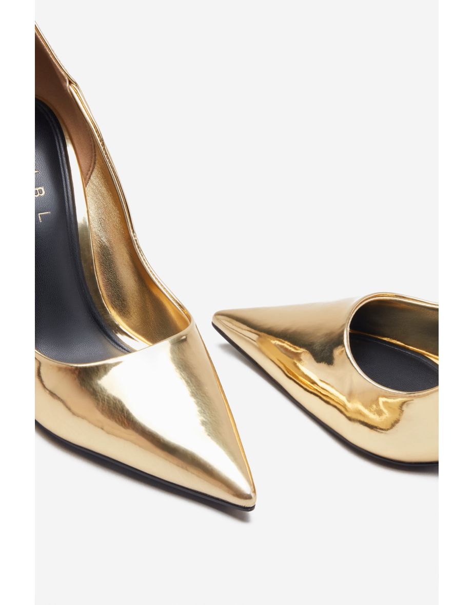 Blade | Gold Metallic Court Heels With Scallop Edge - 5