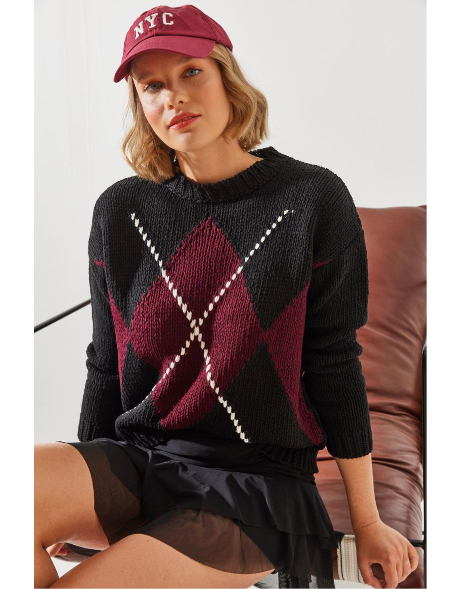 Women's Checkered Sweater