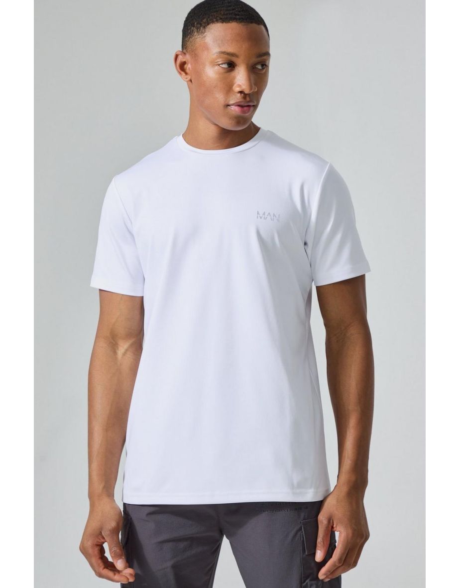 Man Active Performance Gym Tshirt - white