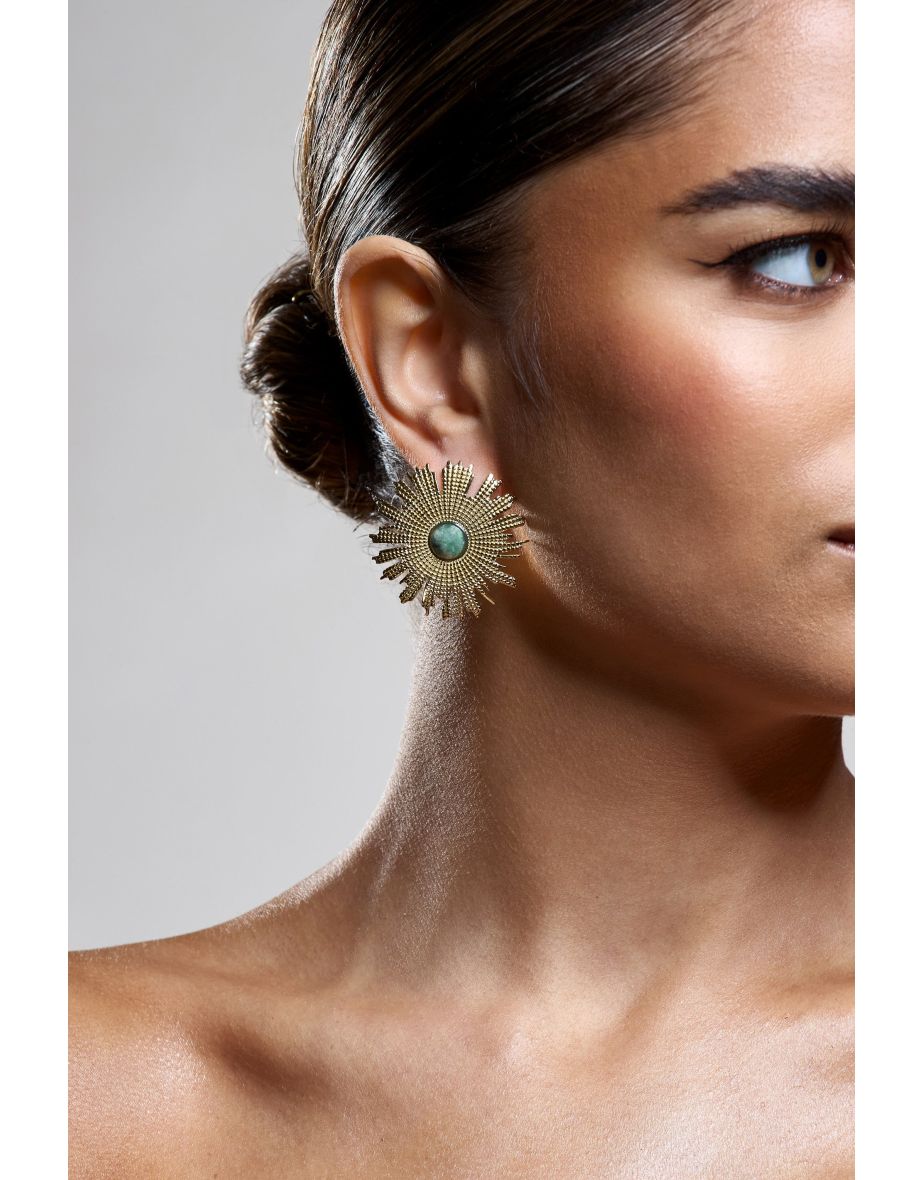 Flozenza | Gold Flower Statement Earrings - 3