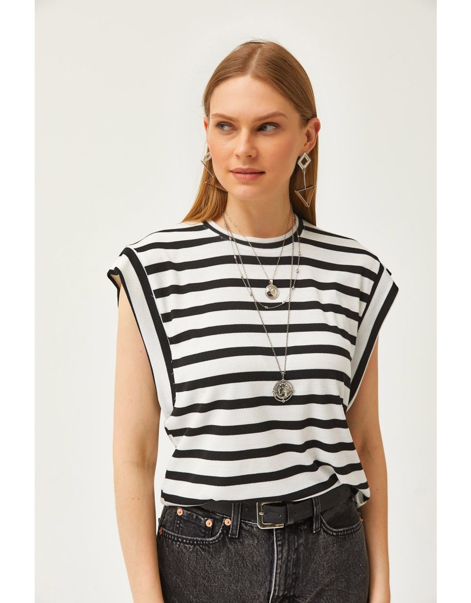 Women's White Underarm Piece Striped Lycra T-Shirt