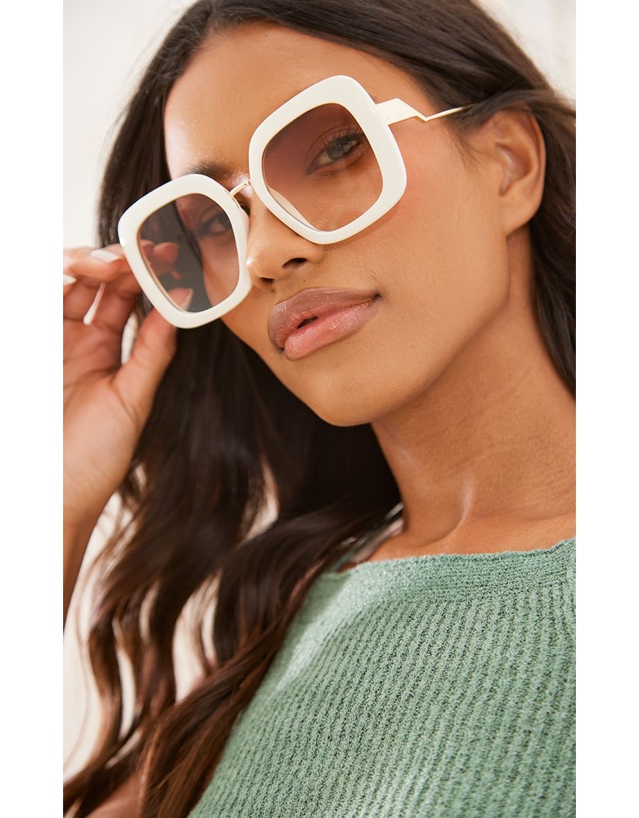 Prettylittlething Women's Oversized Square Sunglasses