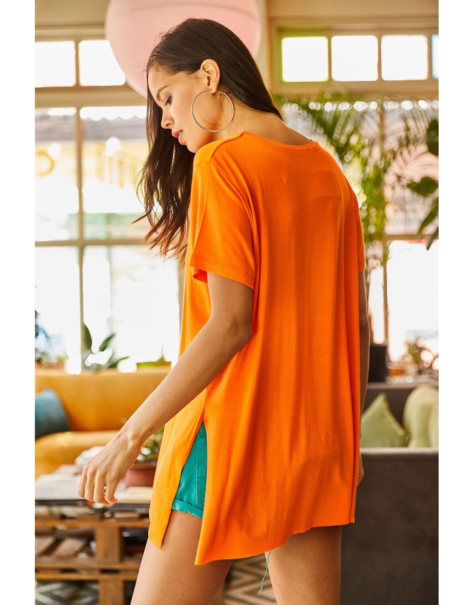 Women's Orange V-Neck Loose Loose T-Shirt with Side Slits - 4