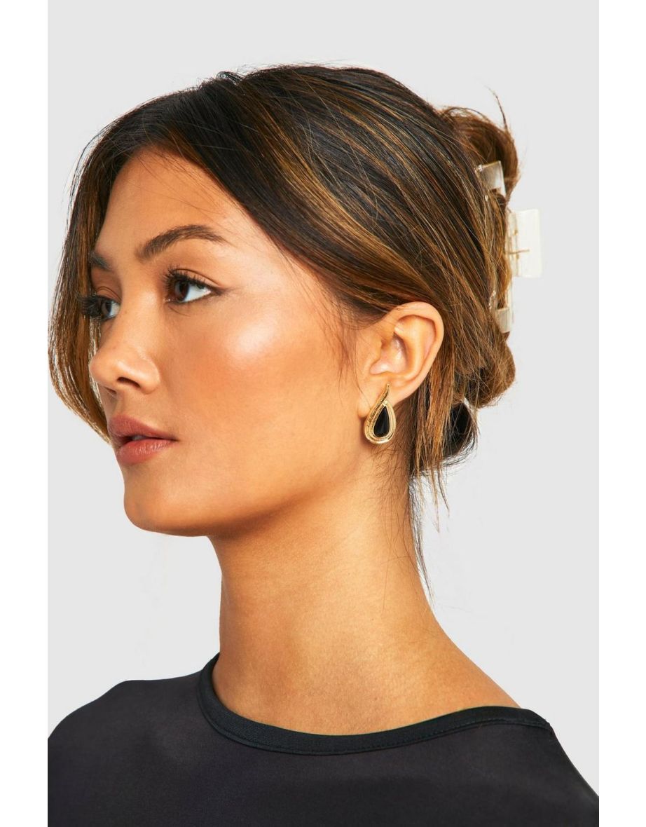Black Tear Drop Earrings - black