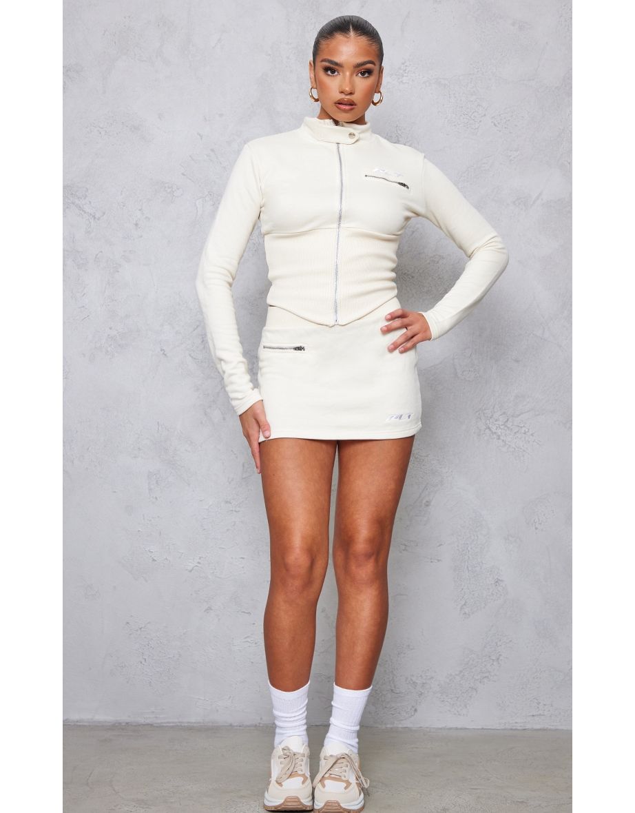 Buy Prettylittlething Mini Skirts in Saudi, UAE, Kuwait and Qatar