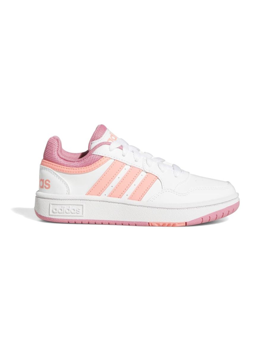 White junior hot sale adidas trainers