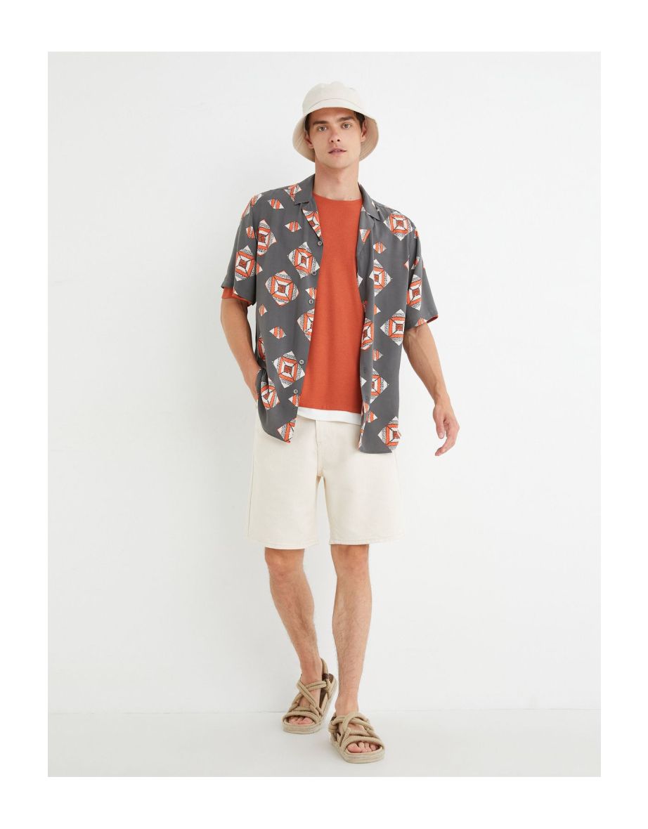 Short Sleeve Shirt Turndown Collar Geometric Print Detailed