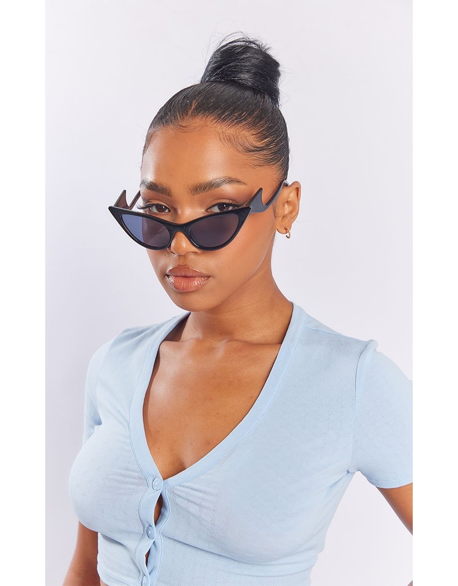 Winged cat store eye sunglasses