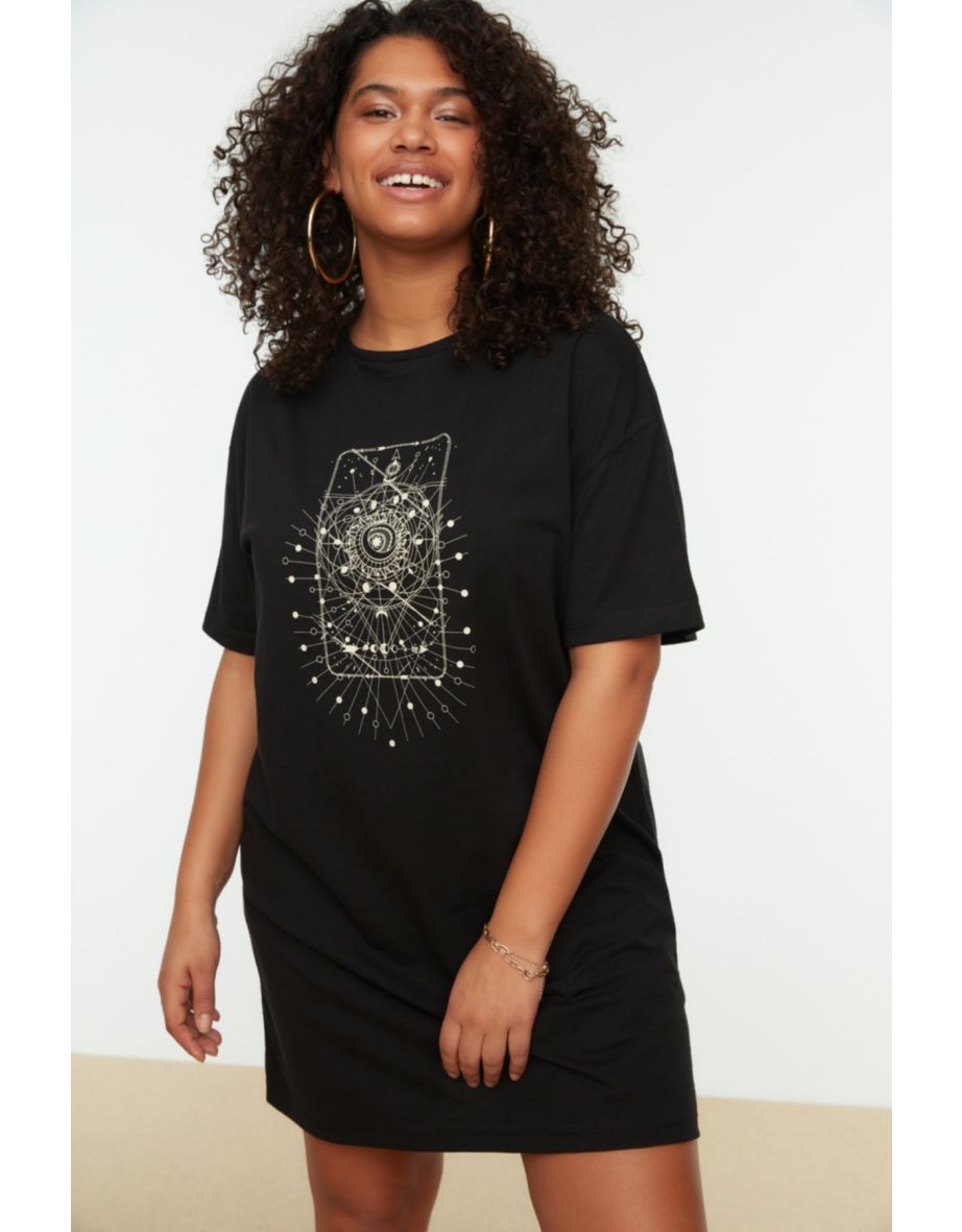 Shop Curve Black Plus Column Mini T Shirt Dress Online in Oman VogaCloset