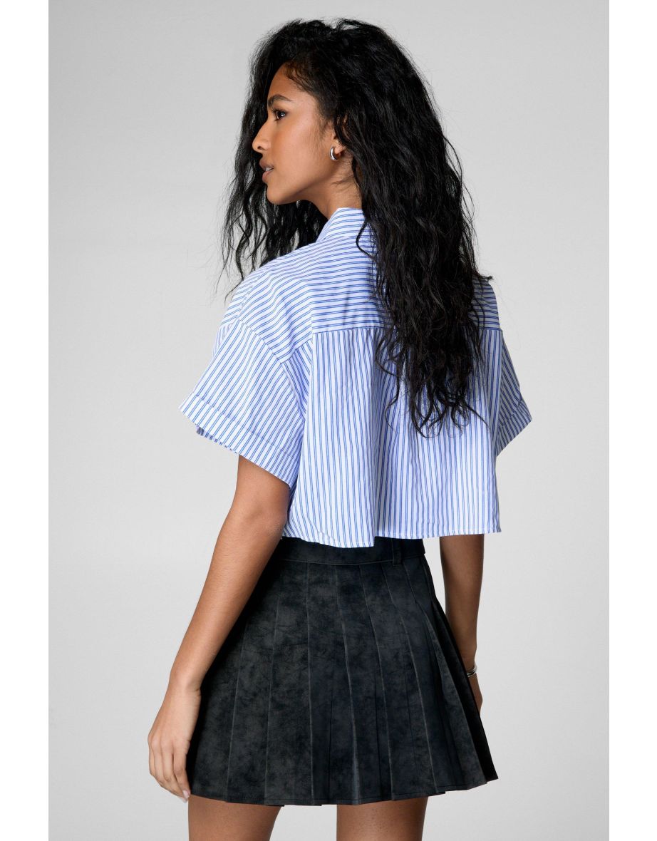 Cropped Boxy Short Sleeve Shirt - 3
