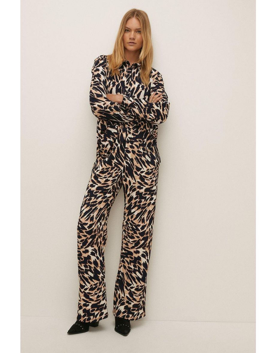 Graphic Animal Wide Leg Crinkle Trouser