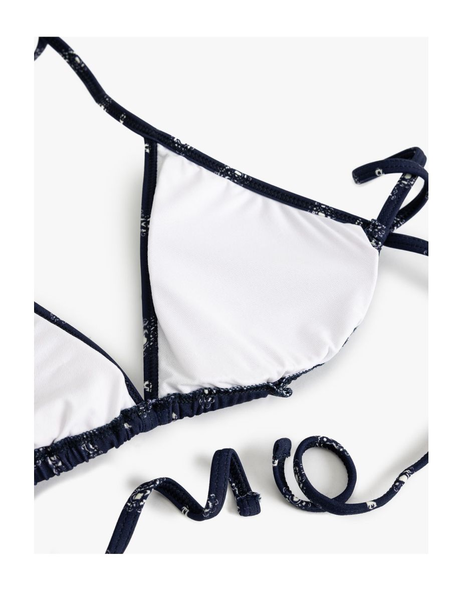 Triangle Bikini Top with Shawl Pattern and Padded Lining - 2