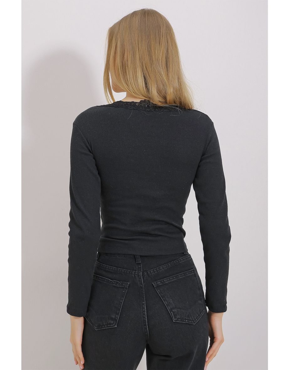Women's Black Gathered Collar Lace Blouse - 5