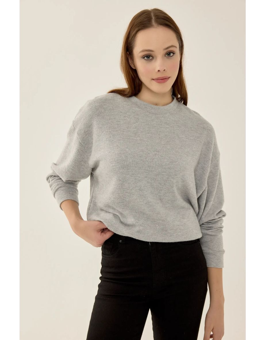 Relaxed Fit Basic Sweater