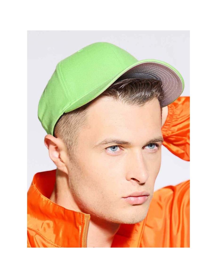 Yupoong Mens Flexfit Fitted Baseball Cap - Fresh Green - 1