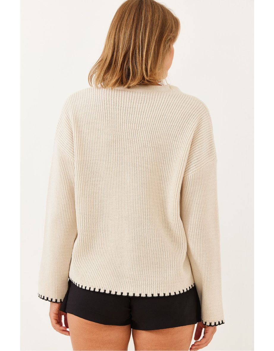 Women's Shepherd Stitch Detail Large Pocket Four Button Long Sleeve Knitwear Cardigan - 5