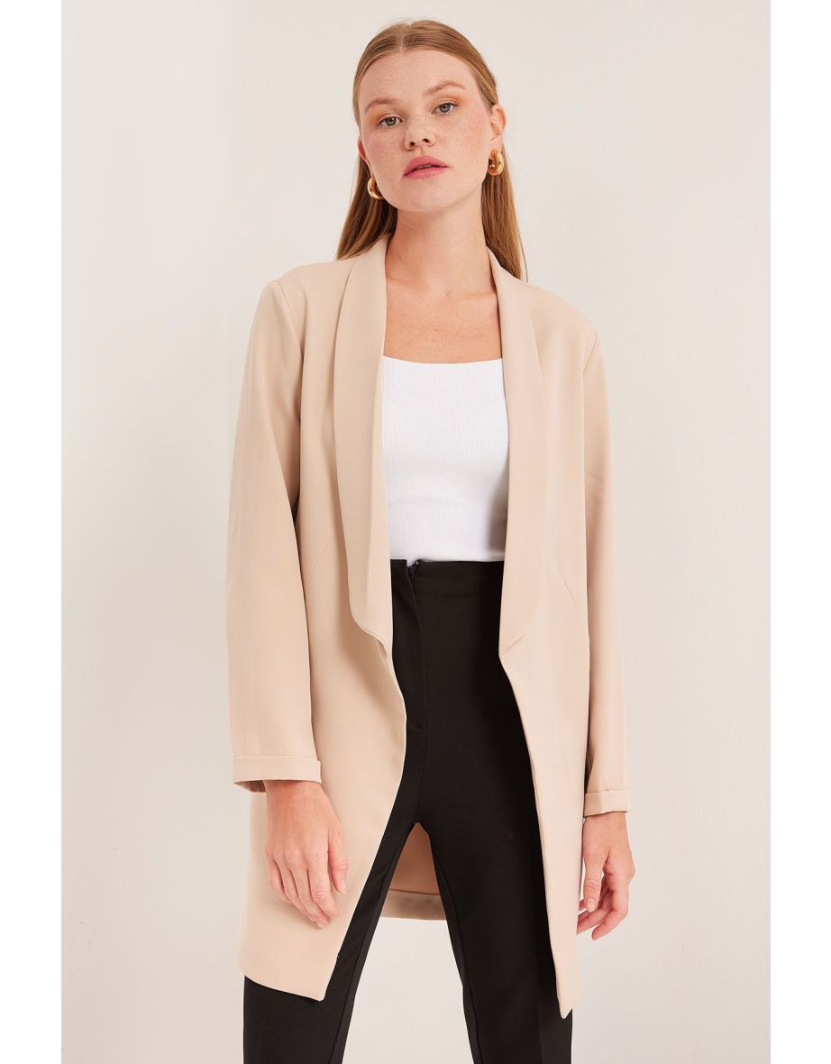 Shop Women s Cream Long Blazer Jacket Online in Qatar VogaCloset