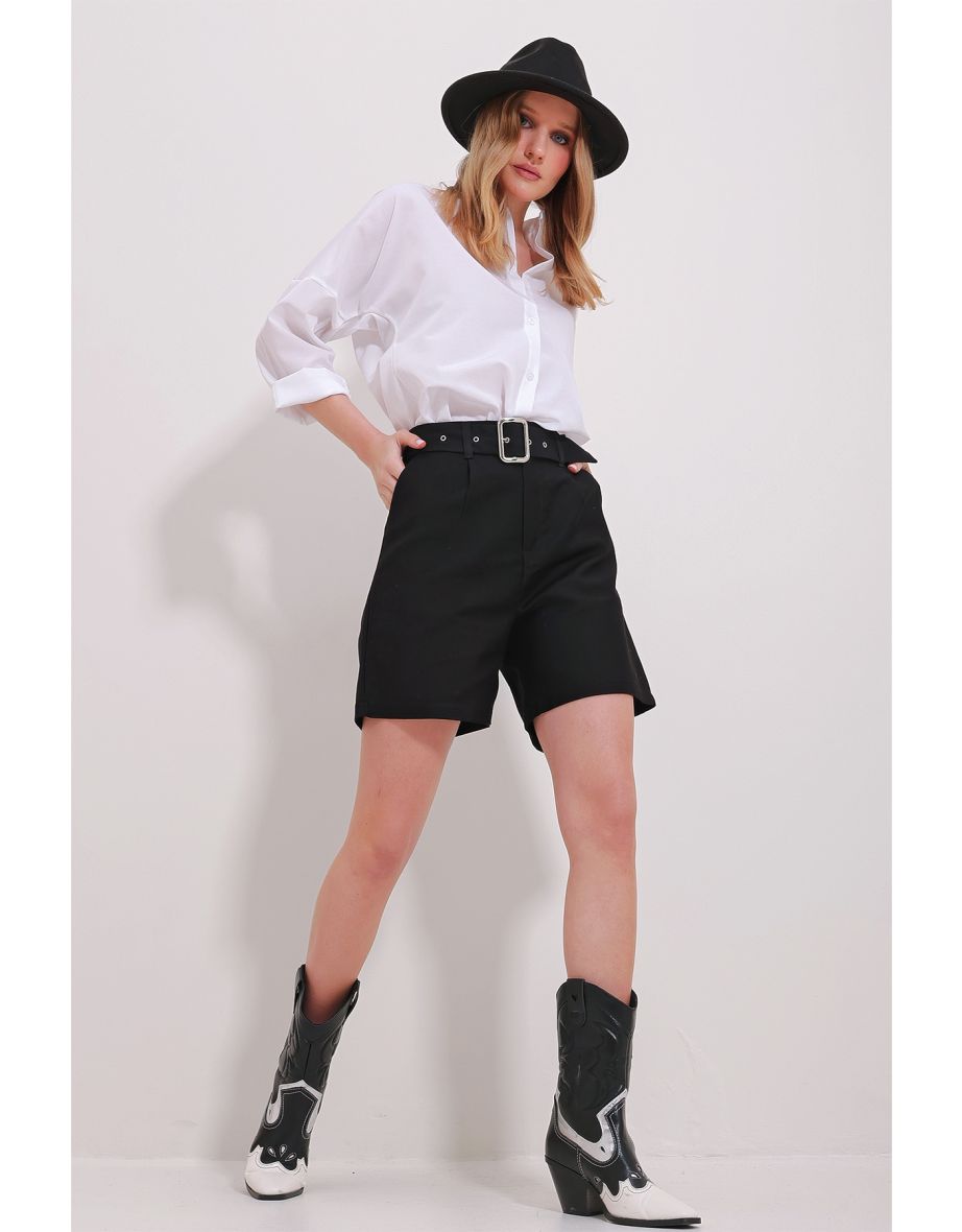Women's Black Double Pocket Waist Belted Gabardine Shorts