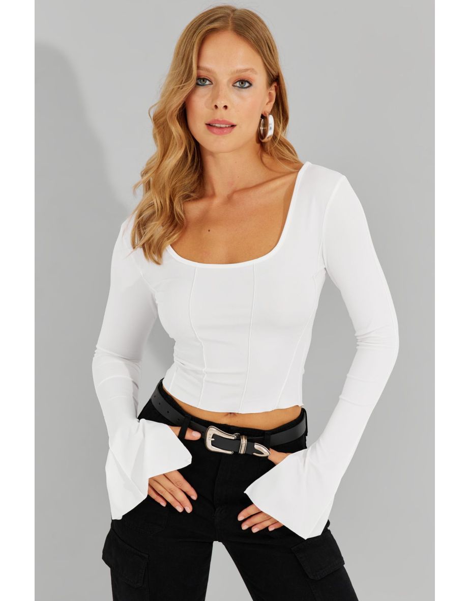 Women's White Front Back U Crop Blouse