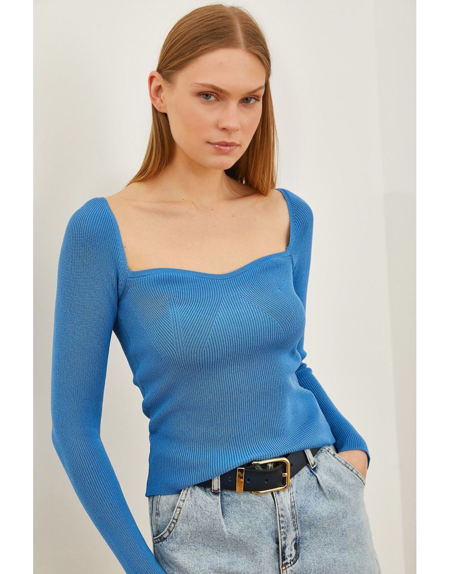 Women's Indigo Kiss Collar Crop Knitwear top - 5