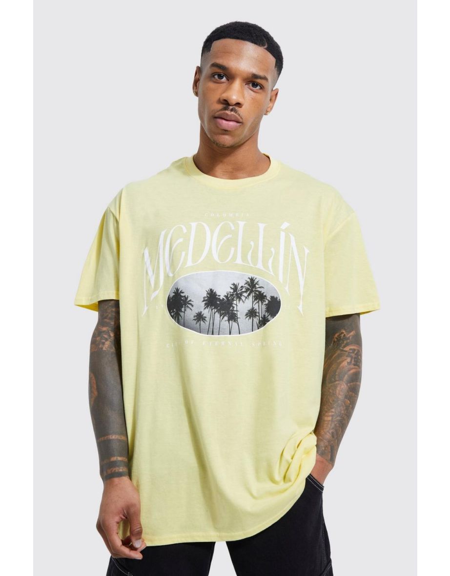 Oversized Medellin City Graphic T-shirt - yellow